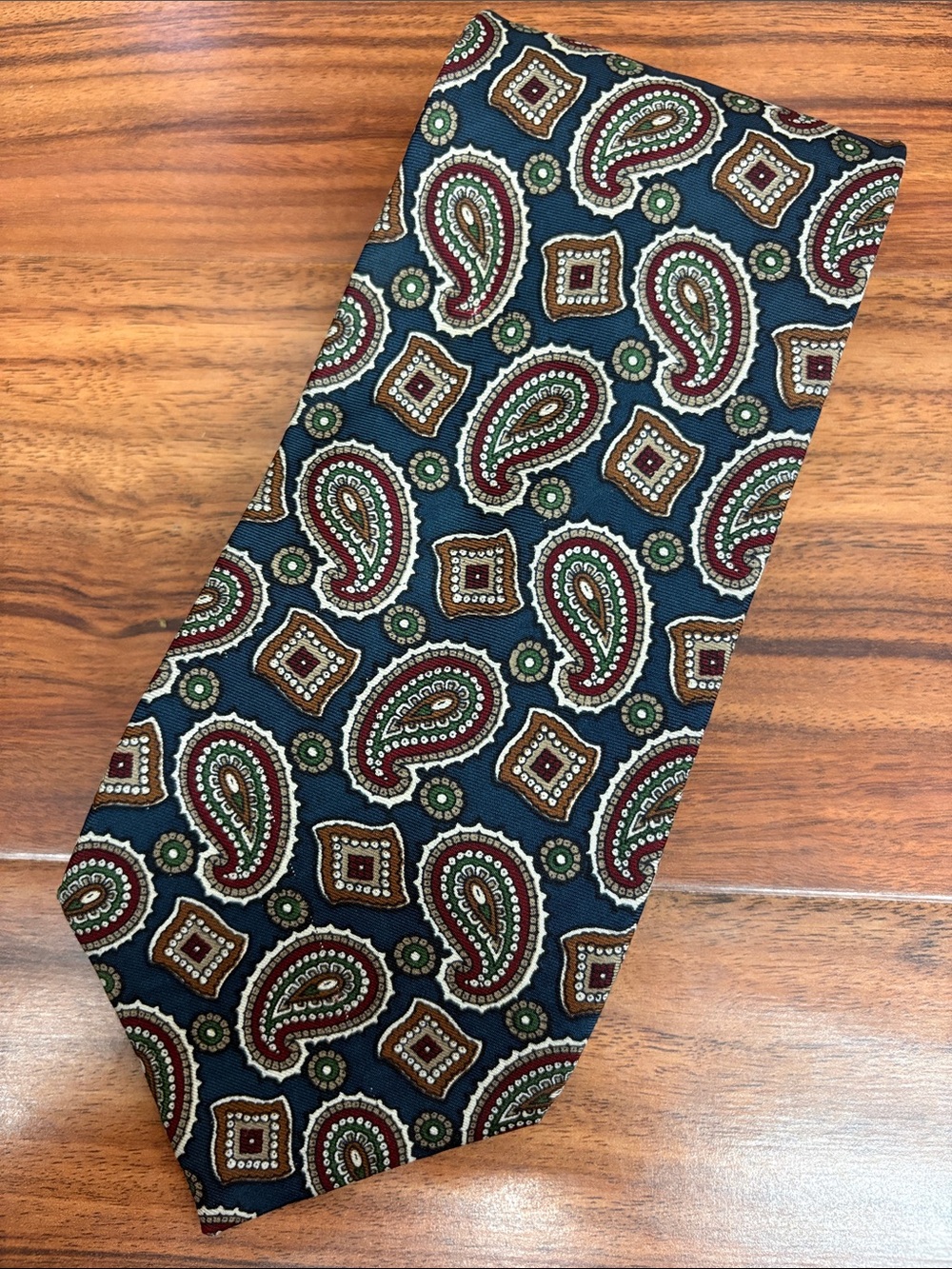 Lord & Taylor Neck Tie